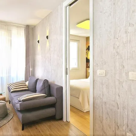 Апартаменти Architect's Nest *